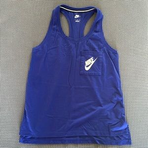 Nike Racerback Tank Medium